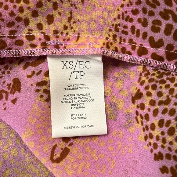 CAbi 5711 Minx Sheer Leopard Blouse Size XS - Picture 7 of 9